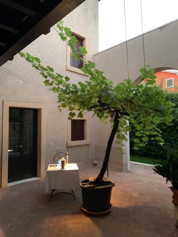 Ca'Bert Villa Dei Glicini Castelnuovo del Garda Exterior photo