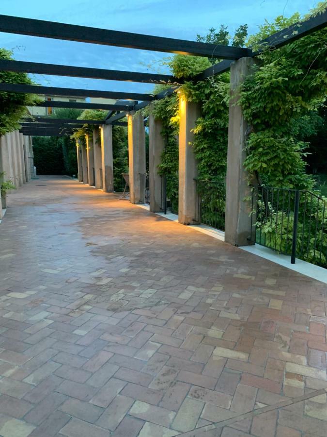 Ca'Bert Villa Dei Glicini Castelnuovo del Garda Exterior photo